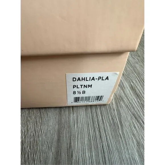 Loeffler Randall Dahlia Platinum Pleated Bow Heel Size 8.5 $450 - Picture 15 of 15